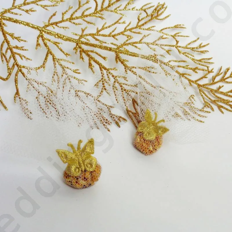 Късмети за сватба аранжирани със златиста пеперуда, модел KSH14